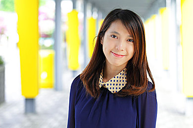 女儿第一次炒菜的赞美｜母女温馨共度时光：女儿首次炒菜获赞，见证成长瞬间-1
