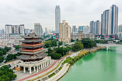 88精品,探索《时空裂痕》：策略与冒险的完美融合，解锁无限游戏乐趣-4