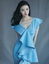 女人和公牛作爱：社交媒体热议女子与公牛亲密互动，引发动物保护与伦理争议-3